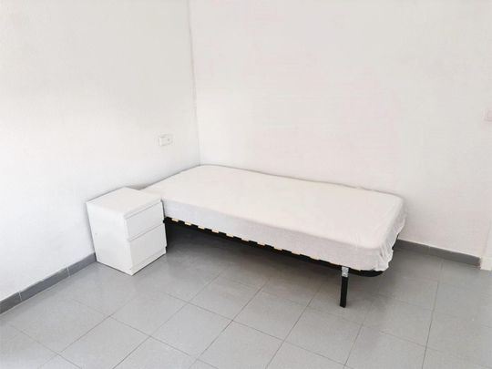 Piso de alquiler en Avenida de la Constitución, 6, San Miguel - Photo 1