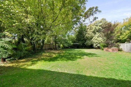 27 Hill Street, Wentworth Falls, NSW 2782 - Photo 2