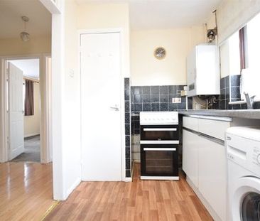 Great Cullings, Rush Green, Romford, Essex, RM7 - Photo 6