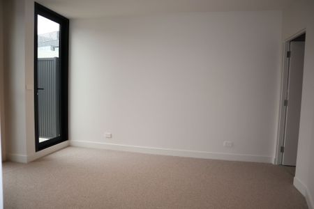 Boutique Development in Prime Location - Photo 5