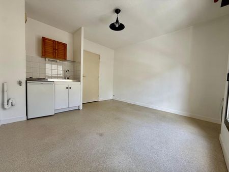 Location Appartement 1 pièce 18m² NANTES 44200 - Photo 3