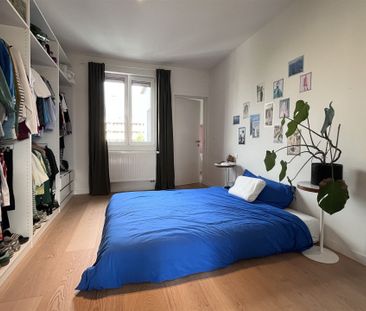 Gemeubeld appartement gelegen op de bovenste verdieping - Photo 2