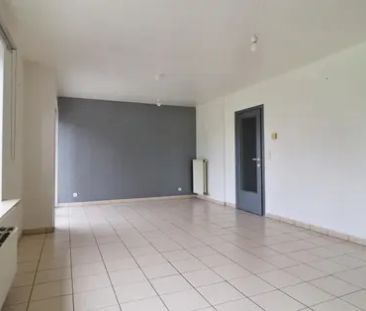 Degelijk, instapklaar2-slaapkamerappartement te Helkijn. - Photo 2