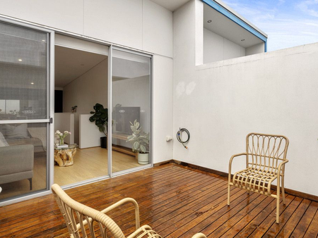 Unit 6, 18 Park Road, Crawley, WA - Photo 2