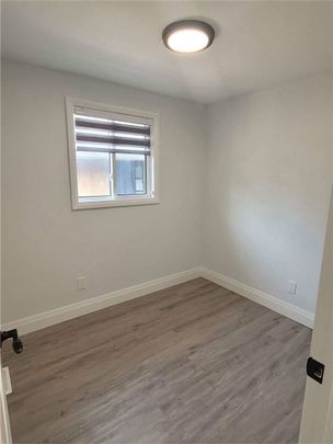 For Lease - 726 Grandview Drive Unit# Main, Oshawa, Ontario - Photo 1