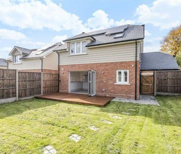 Clay Lane, Guildford - 3 bedrooms Property for lettings - Seymours - Photo 6