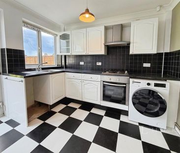 2 bedroom terraced house to rent - Photo 6