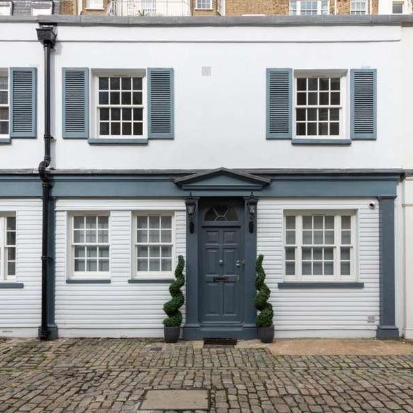 Eccleston Mews, London, SW1X - Photo 1