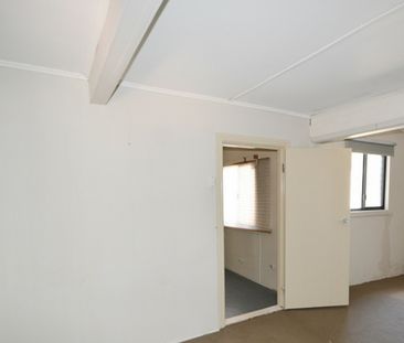 Coastal 2 bedroom, 2 bathroom Home - Photo 4