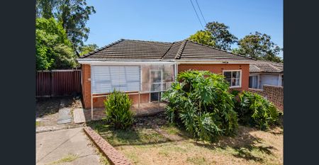 3-Bedroom Home on a Large Block - Photo 3