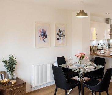 2 bedroom terraced house to rent - Photo 2