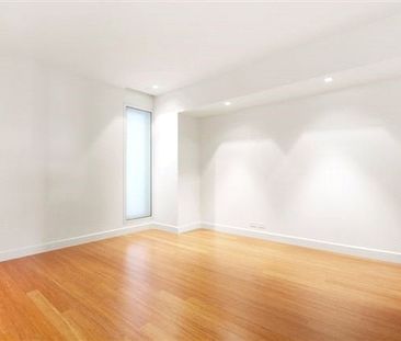 1701/8 Kavanagh Street - Photo 1