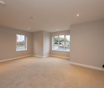 21 Meadow View, Jordanstown, Newtownabbey, BT37 0US - Photo 2