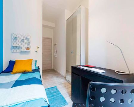 Via Domenico Cucchiari, Milan, Lombardy 20155 - Photo 2