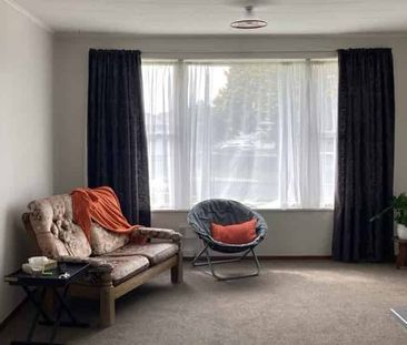 Three Bedroom Home Plus Self Contained Unit - Photo 2