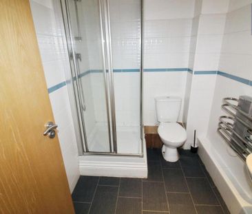 2 bedroom flat to rent - Photo 5