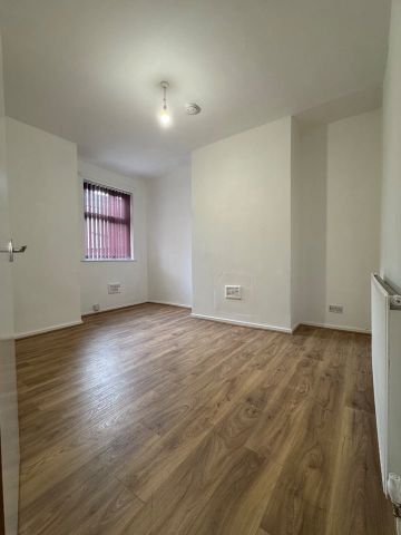 2 Bed Terraced House, Howarth Street, M16 - Photo 4