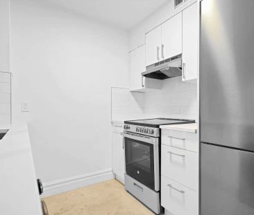 Westmount Place — Studio - Photo 2