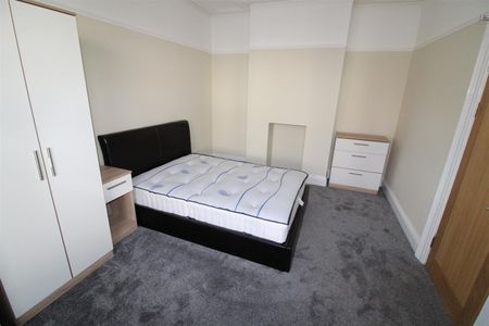 Room For Rent Fawcett Road, Southsea - Photo 2