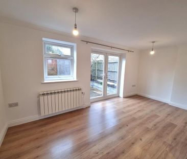 1 bedroom bungalow to rent - Photo 2