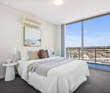 CBD Penthouse Apartment - Photo 3