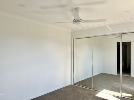 NORTH TAMWORTH- As New 3 Bedroom Home - Photo 4