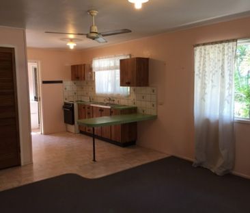 2/53 Lachlan Street, Mount Pleasant - Photo 4