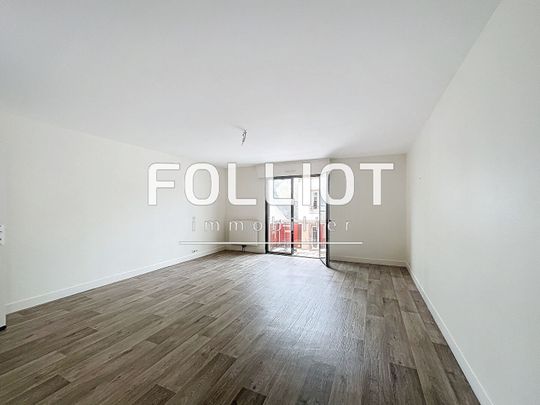 A LOUER Appartement Granville 2 pi�ce(s) 62.88 m2 - Photo 1