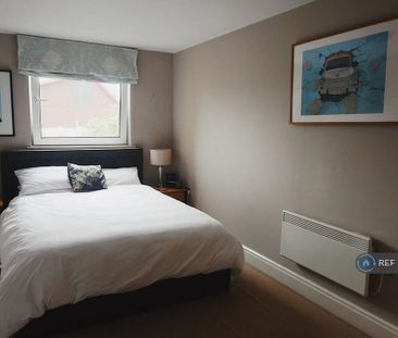 2 bedroom flat to rent - Photo 5