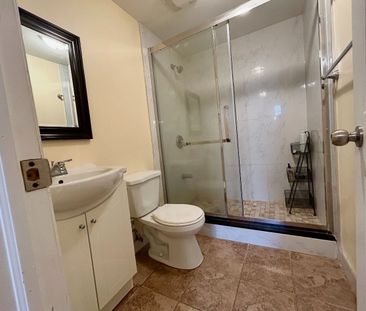 For Lease - 23 Robert Attersley Drive Unit# 2, Whitby, Ontario - Photo 6