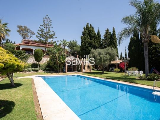 7 room luxury Villa for rent in Benalmádena, Andalusia - Photo 1