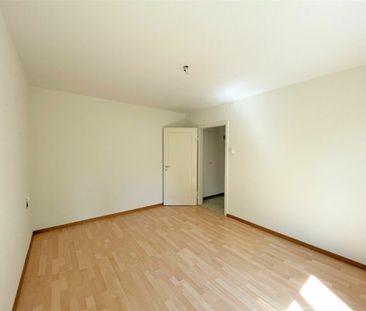 Preiswerte Wohnung mit Balkon an perfekter Lage in St. Gallen - Photo 2