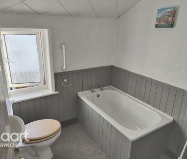 5 bedroom detached house to rent - Photo 5