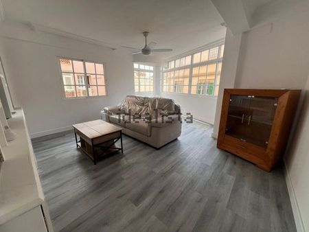 Alquiler de piso en Calle Conde de Cienfuegos - Photo 3