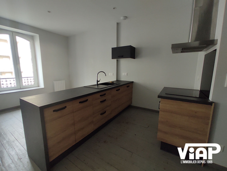 T3 DE 74 m² PROCHE PLACE DES CARMES - Photo 4