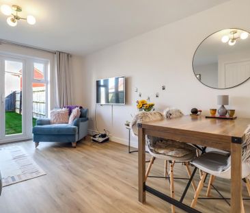 2 bedroom semi-detached house to rent - Photo 2