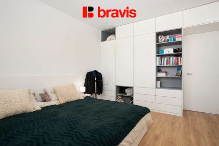 Pronájem moderního bytu 4+kk s terasou, sklepem a 2 parkovacími stáními – Brno, Lesná, ulice Fillova - Photo 4