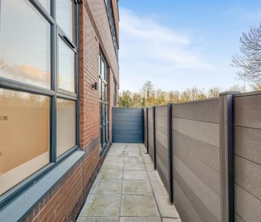 1 bedroom ground floor flat to rent - Photo 5
