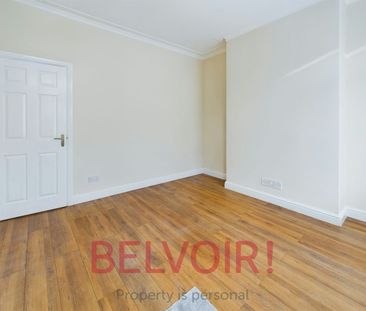 Terraced House to rent on - Photo 3