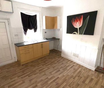 Gosling Gate Road, Rotherham, Goldthorpe - Photo 3