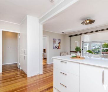 102 Helston Road, Paparangi - Photo 3