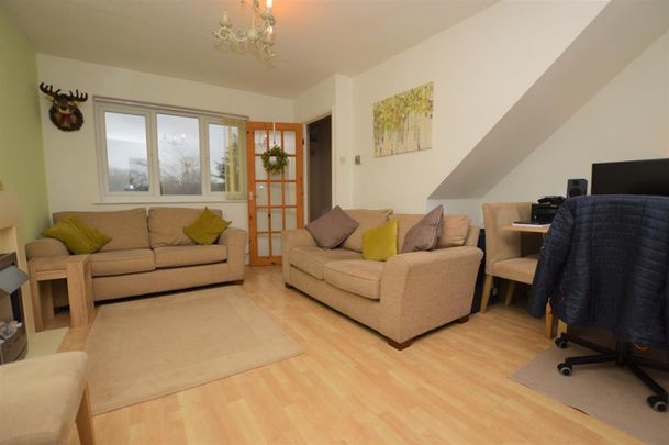 2 bedroom House To Let - Photo 1