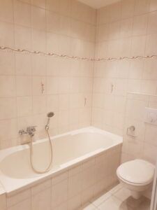 Antonstr. 40, Wohnung 5 ~~~ Balkon, Bad mit Wanne und Dusche, Abstellraum, Abstellraum im Treppenhaus - Photo 5