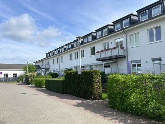 2 Zimmer Süd West Terrassenwohnung mit offener Küche, Bad mit Du&Wa, kleinem Garten! - Photo 1