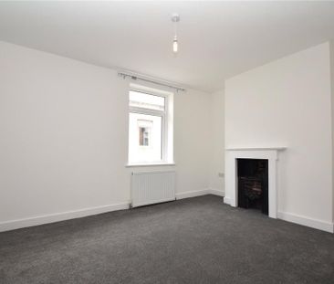 4 bedroom terraced house to rent - Photo 5