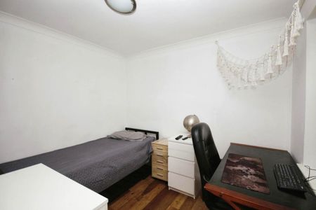 5 bedroom detached house to rent - Photo 4