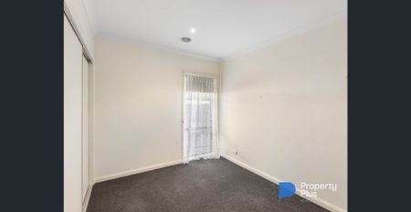 Spacious Family Living in a Sought-After Epsom Pocket - Photo 2