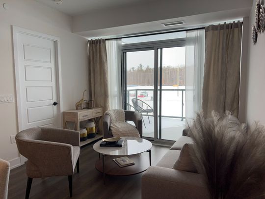 For Lease - 415 Sea Ray Avenue Unit# 207, Innisfil, Ontario - Photo 1