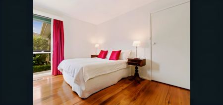 3 Bed, 1 Bath - Photo 4