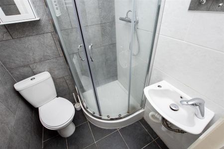 6 bedroom house to rent - Photo 5